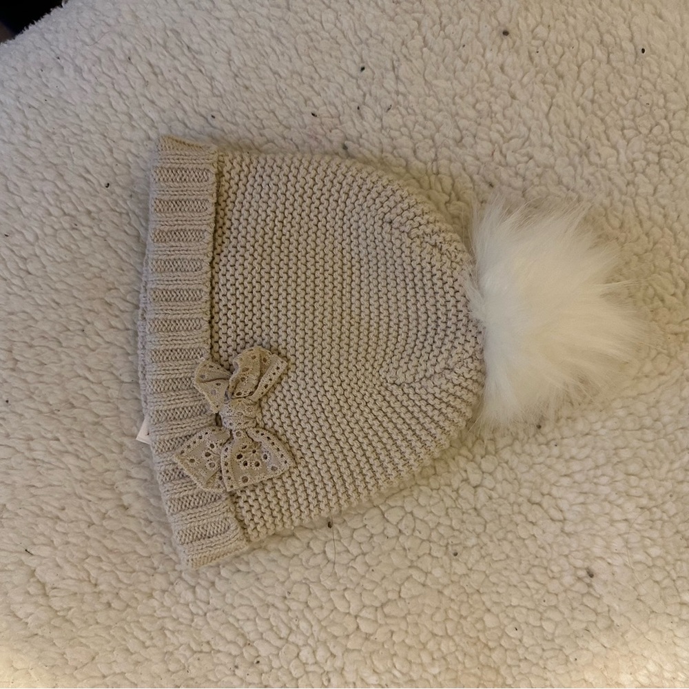 Bernie 3-6 month with bow and pompom